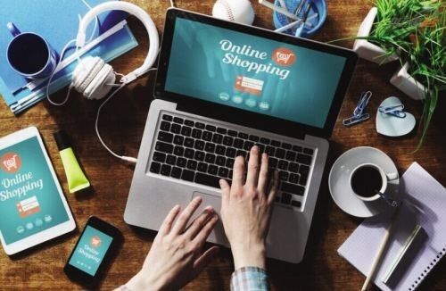 最后來(lái)說(shuō)一個(gè)正能量的故事，一個(gè)關(guān)于兩代人理性消費(fèi)理性投資的故事。