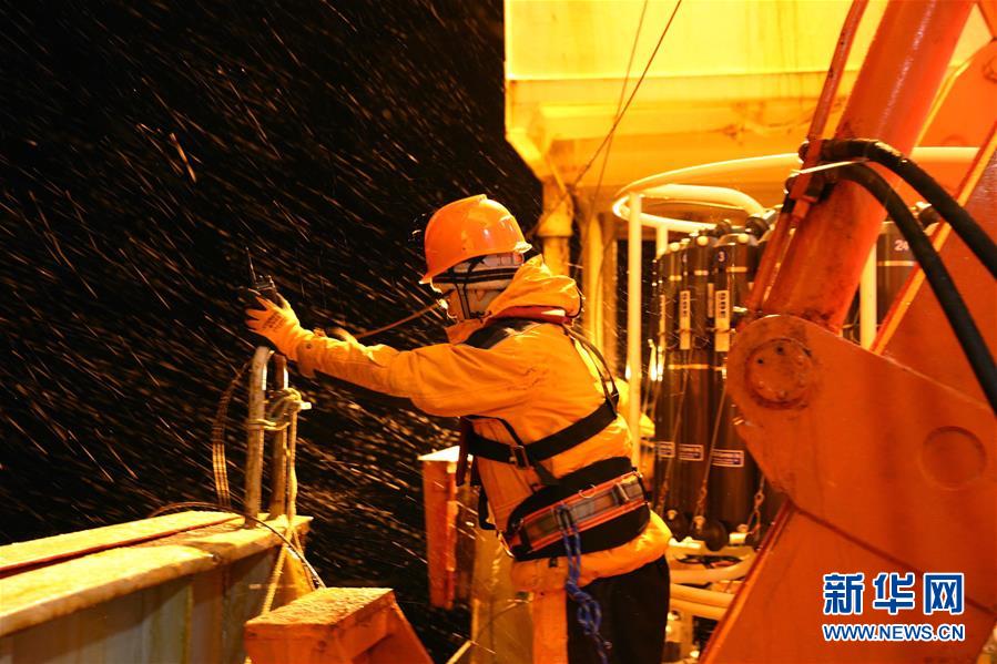 （第34次南極科考·圖文互動）（3）中國首次在南極阿蒙森海開展海洋綜合調查